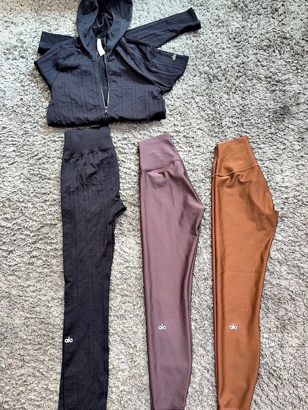 Alo Yoga Women's Leggings & Hooded Jacket Set